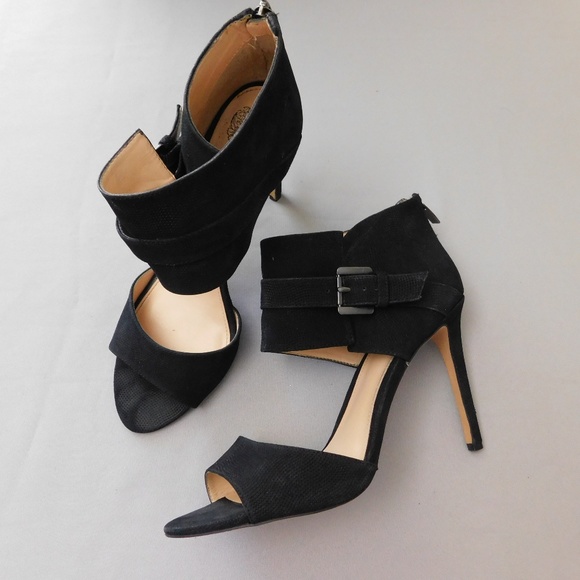 Vince Camuto Shoes - Vince Camuto Hensley pumps size 10M